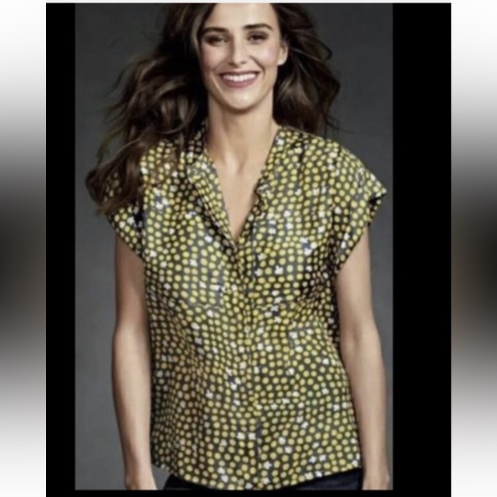 CAbi 100% Silk Clover Polka Dot Yellow Blouse Style #183 Button Down Boxy Cut XS